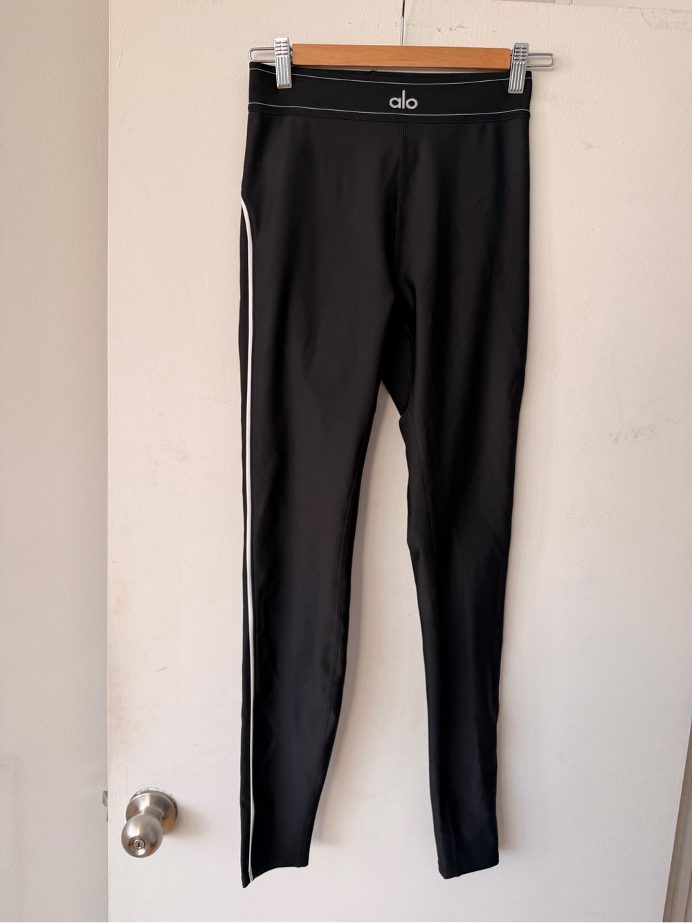 ALO Yoga Black Leggings with White Side Stripe